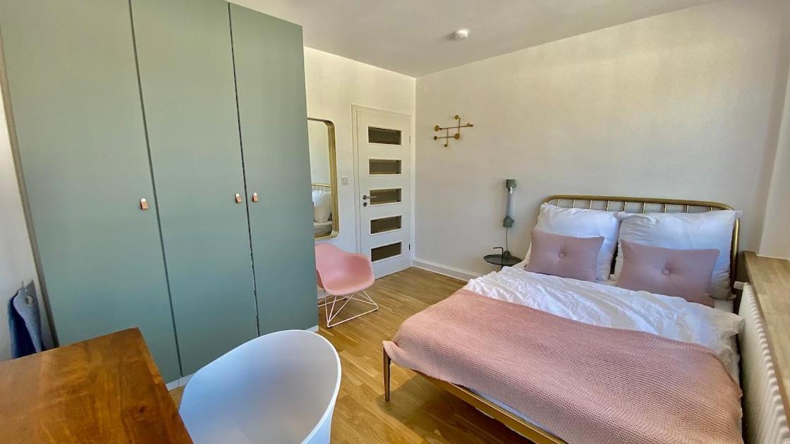 Stacey Alster Aparthotel Hamburg Room photo